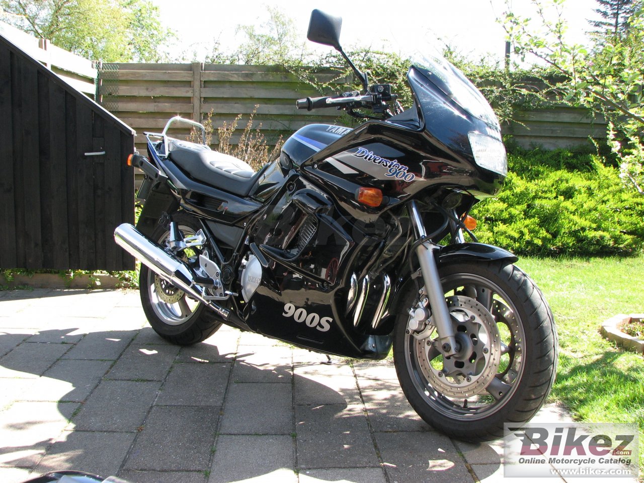 Big nymous user. xj 900 s picture and wallpaper from Bikez.com